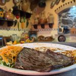 Cecina con Dobladas de Salsa